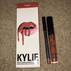 Kylie Cosmetics Matte Lip Kit shade “Pumpkin”